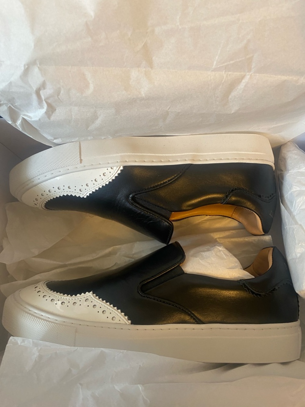 The Office of Angela Scott  Women’s The Harper Sneaker SZ 9 Made in Portugal.